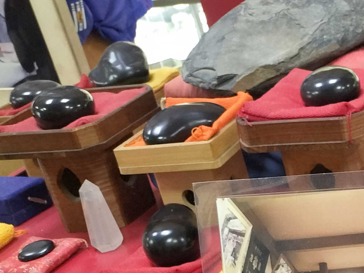 最新】山口光峯堂 天然の那智黒石硯～熊野那智大社の表参道