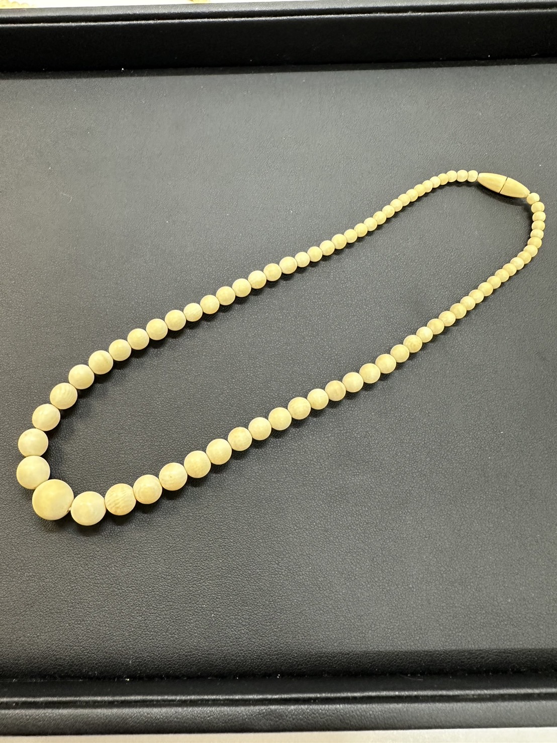 象牙ネックレスの買取 - 買取専門店こやし屋