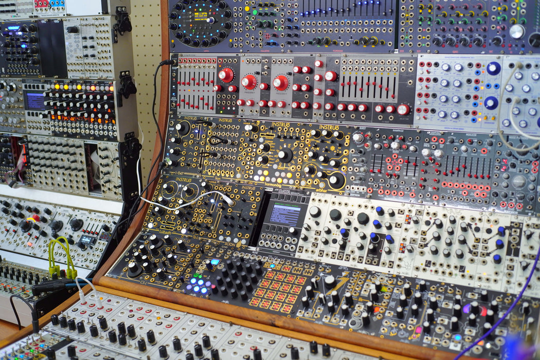 ショールームについて— Clockface Modular