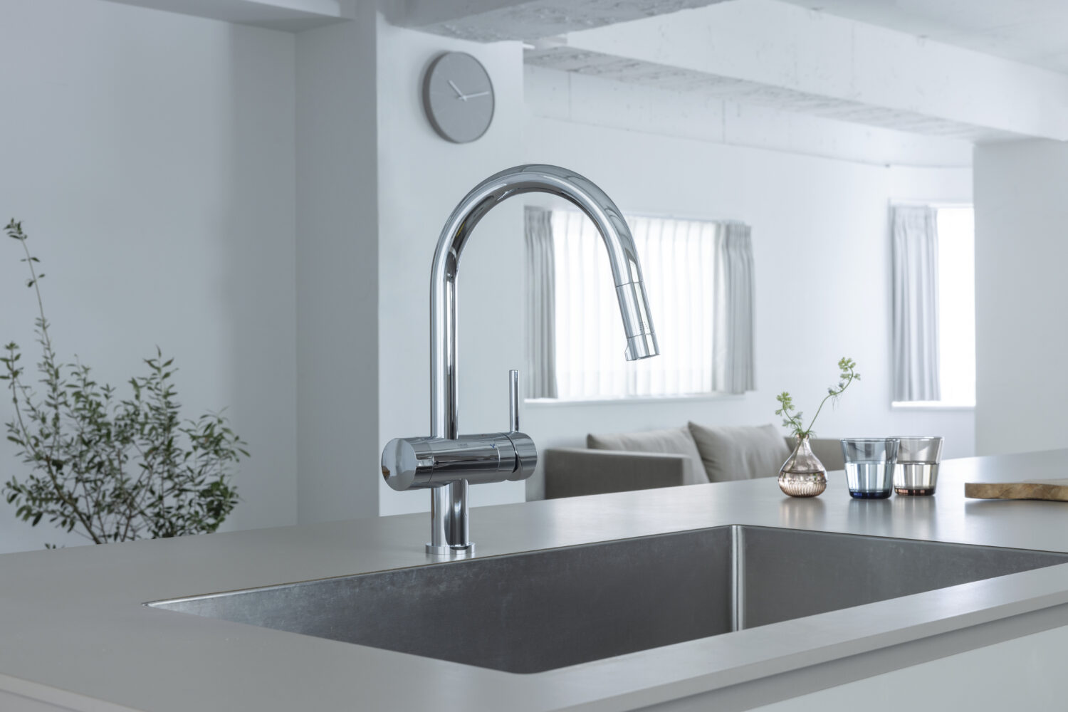 新型シャワーヘッド搭載の「F915 シリーズ」を発売 | お知らせ・プレス