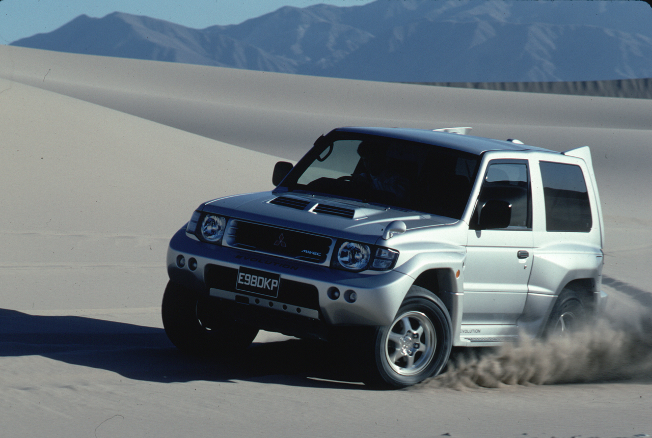 幻の限定車、中古車で今いくら？】約37年に及ぶパジェロの歴史の中で