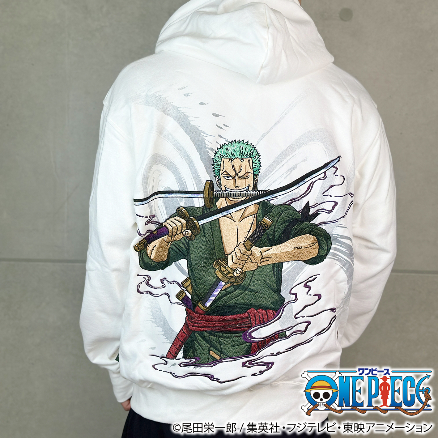 株式会社ク・ラッチ / ONE PIECE × 絡繰魂 【ゾロ】海賊狩りのパーカー