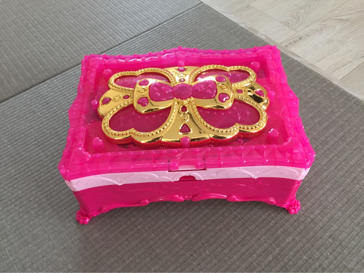 娘（女の子5歳）に「アクアビーズアクセサリーデザイナーエクセレント