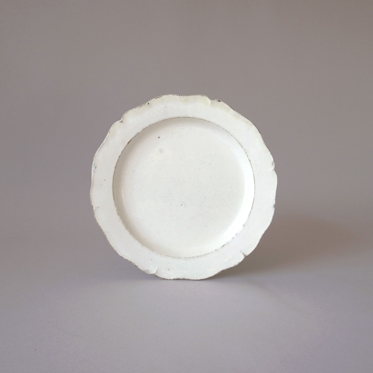 アンティーク 19世紀 花リムのプレート | ファイアンスフィーヌ