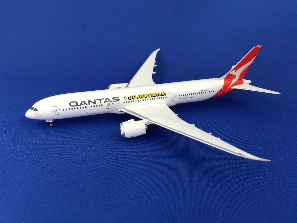 04604 Phoenix Qantas Airways / カンタス航空 “Go Australia” B787-9