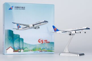 中国南方航空 – 航空機モデル専門店 クロスウイング