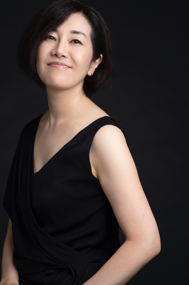 Miyoshi Kaori 三善香里 Reaching Out