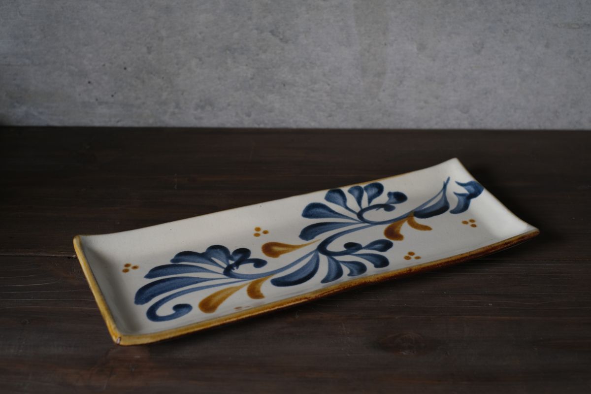 陶眞窯 染付 長角皿 – CRAFT STORE