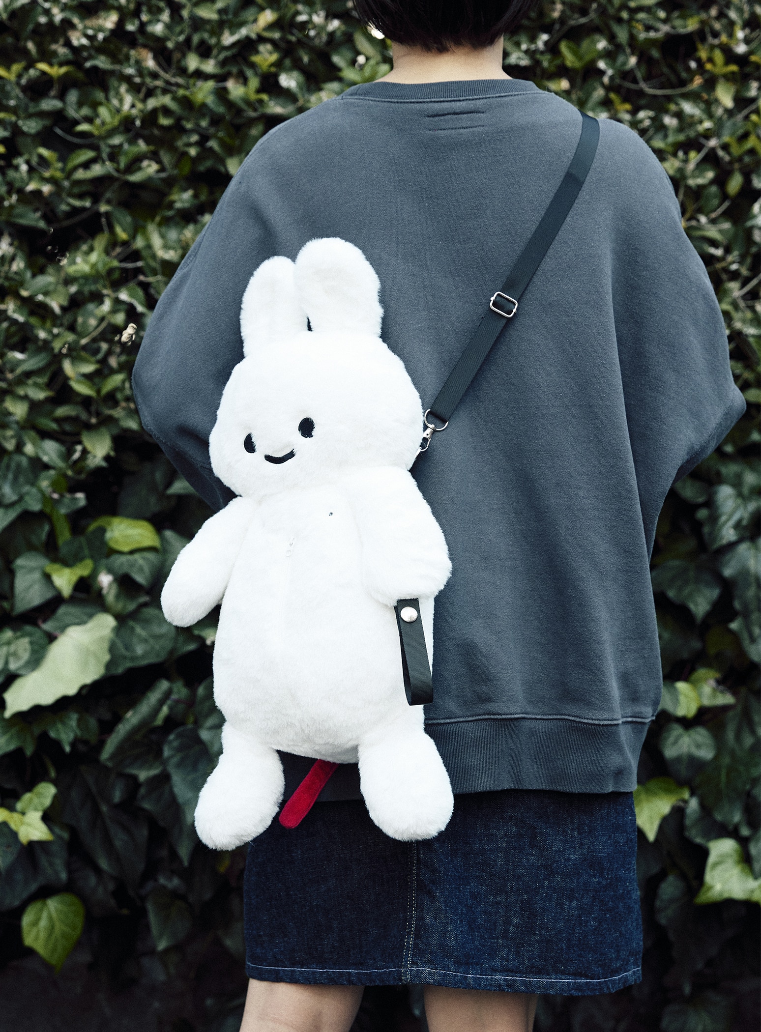 太ったうさちゃん｜ウサギがいる｜CUNE ONLINE STORE