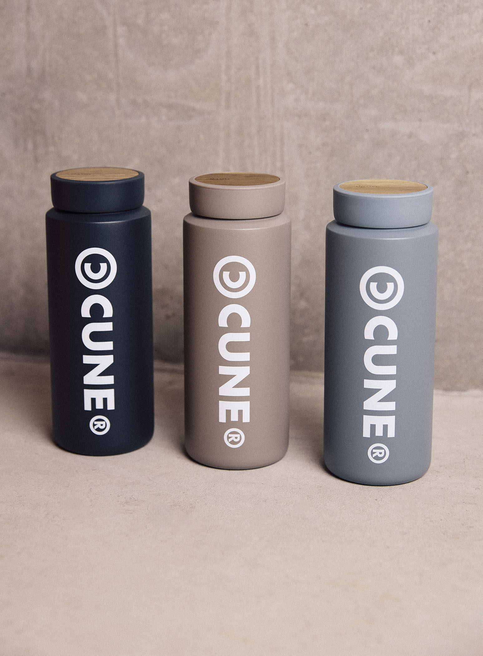 フタが木のステンレスボトル｜ウサギがいる｜CUNE ONLINE STORE