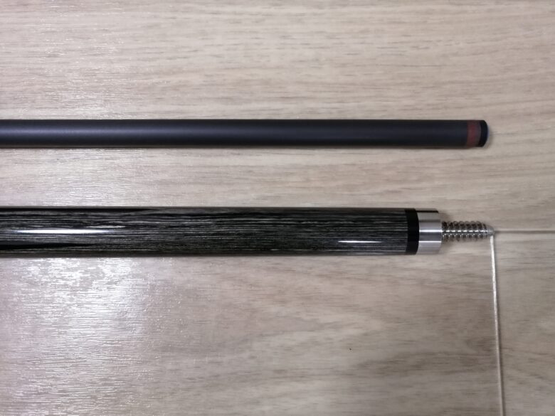 レビュー】アダムのブレイクキューSPEAR(スピア)の評判・打感・性能を