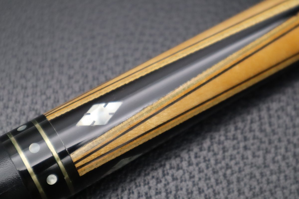 Balabushka | カスタムキュー｜イリス