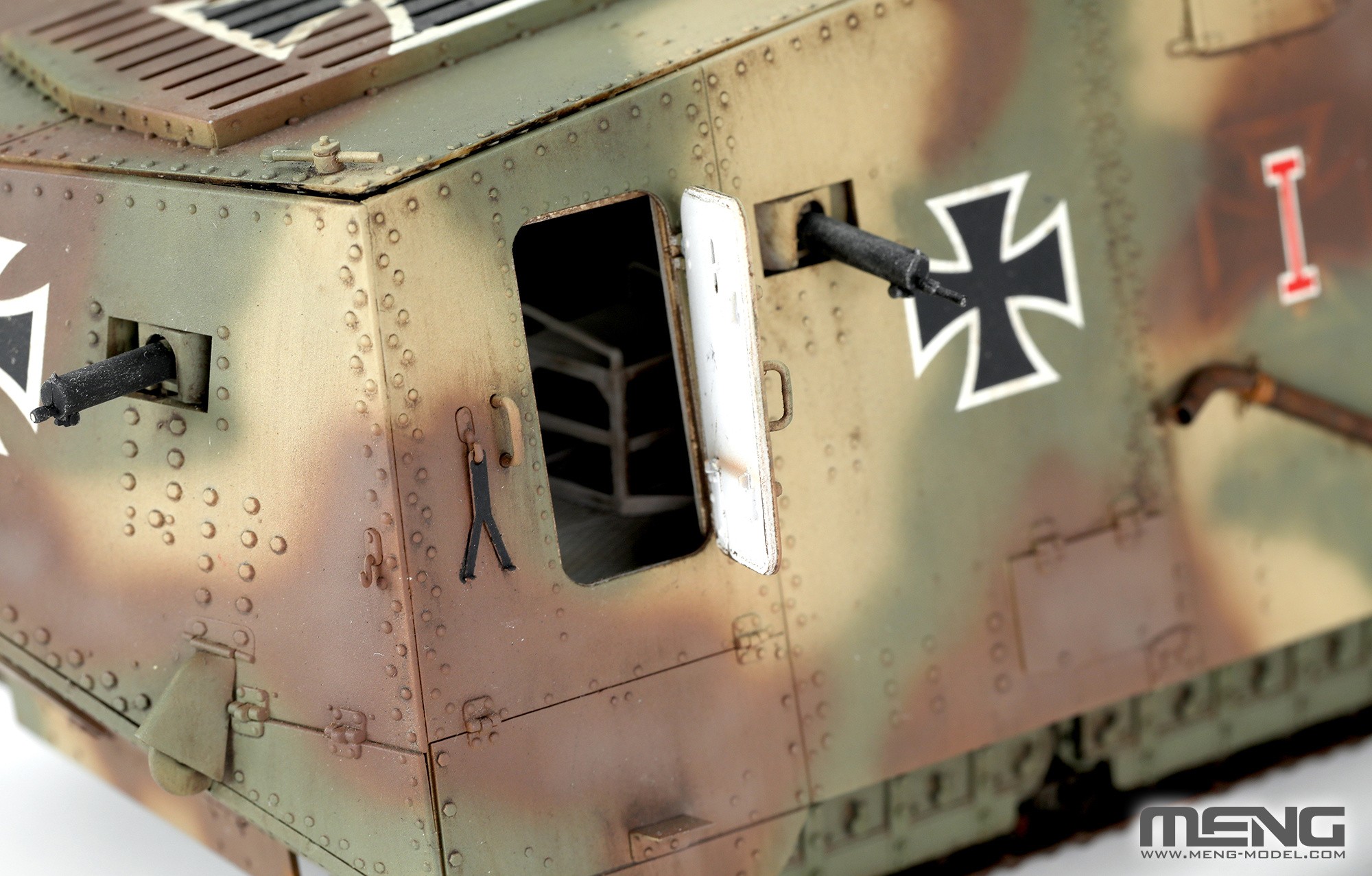 1/35 ドイツ A7V戦車(クルップ型) & エンジン(レジン製) 限定版 (再販