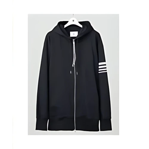 福山雅治が着用している「パーカー」のアイテム紹介