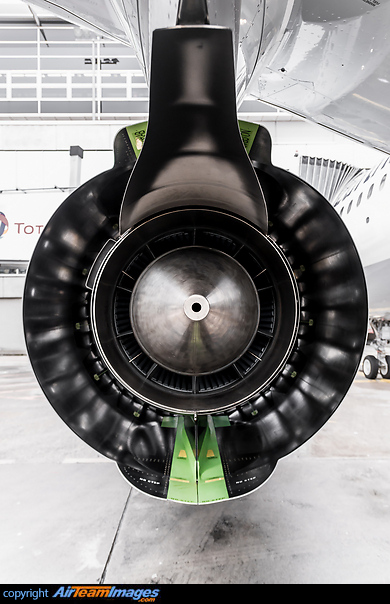 Airbus A320-neo Lufthansa D-AINA - AirTeamImages.com