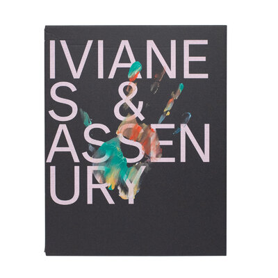 Sol & Luna - Viviane SASSEN | shashasha - Photography & art in books