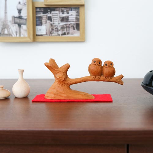 一位一刀彫 鈴木彫刻 枝にフクロウ 伝統工芸品 木製 オブジェ | MUKU工房