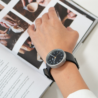 BRAUNクラシックウォッチ 0021／BRAUN(ブラウン)｜愛着を持ってずっと