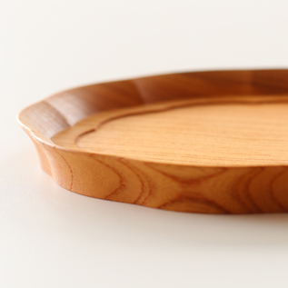 輪花皿／四十沢木材工芸（あいざわもくざいこうげい）｜愛着を持って