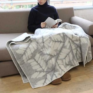 ブランケット（130×180）VERSO／LAPUAN KANKURIT（ラプアンカンクリ