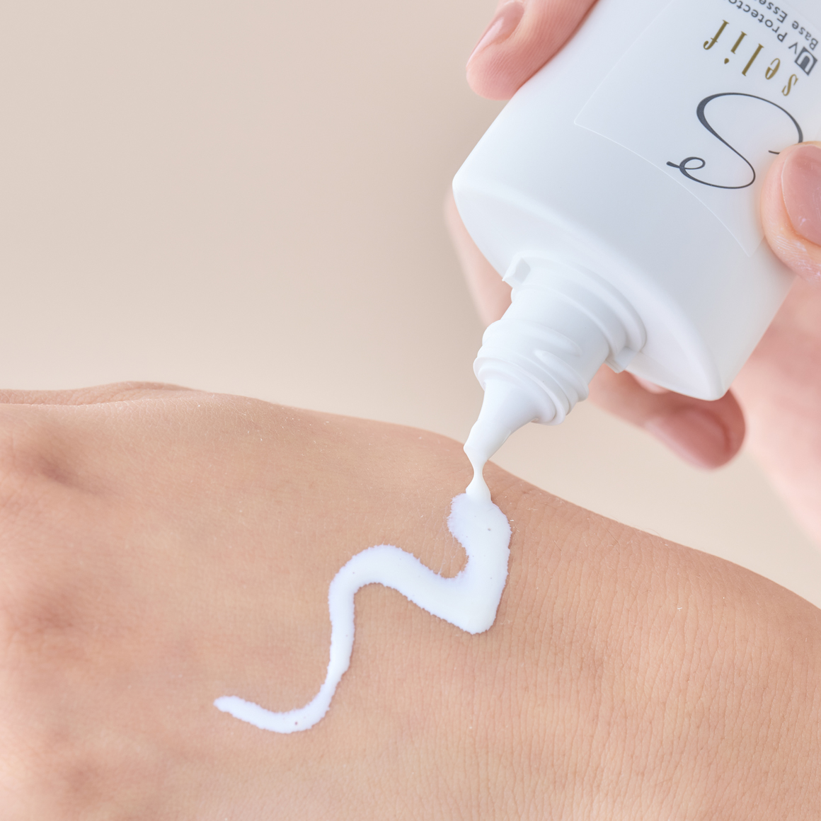 UVプロテクターベースエッセンス | セリフ公式オンラインショップ