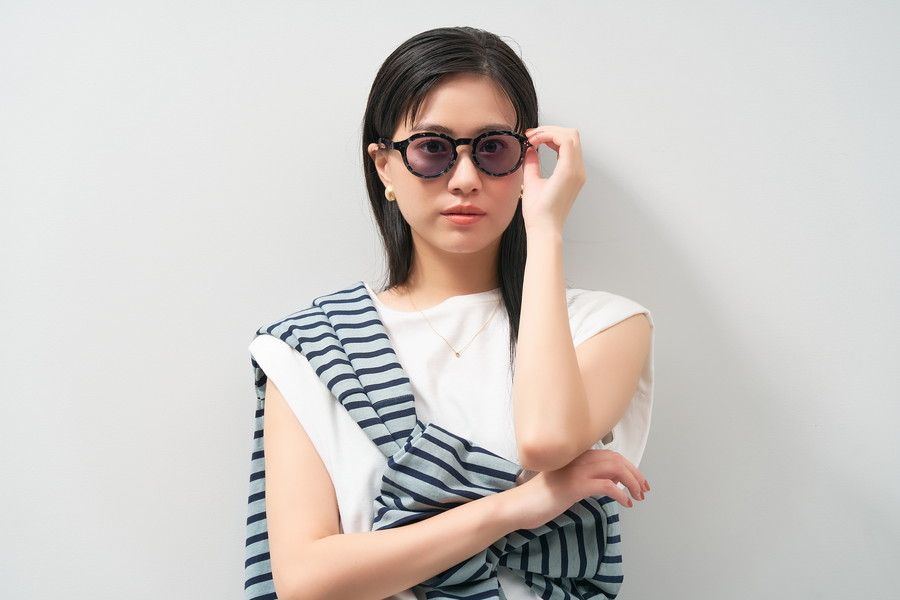 スペシャルプライス]Zoff｜YURIE OUTDOOR EDITION(度なし調光レンズ