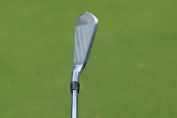 日本メーカーが好調！ 女子プロ使用の『ZXi5』『258CBP』のチョイ飛び