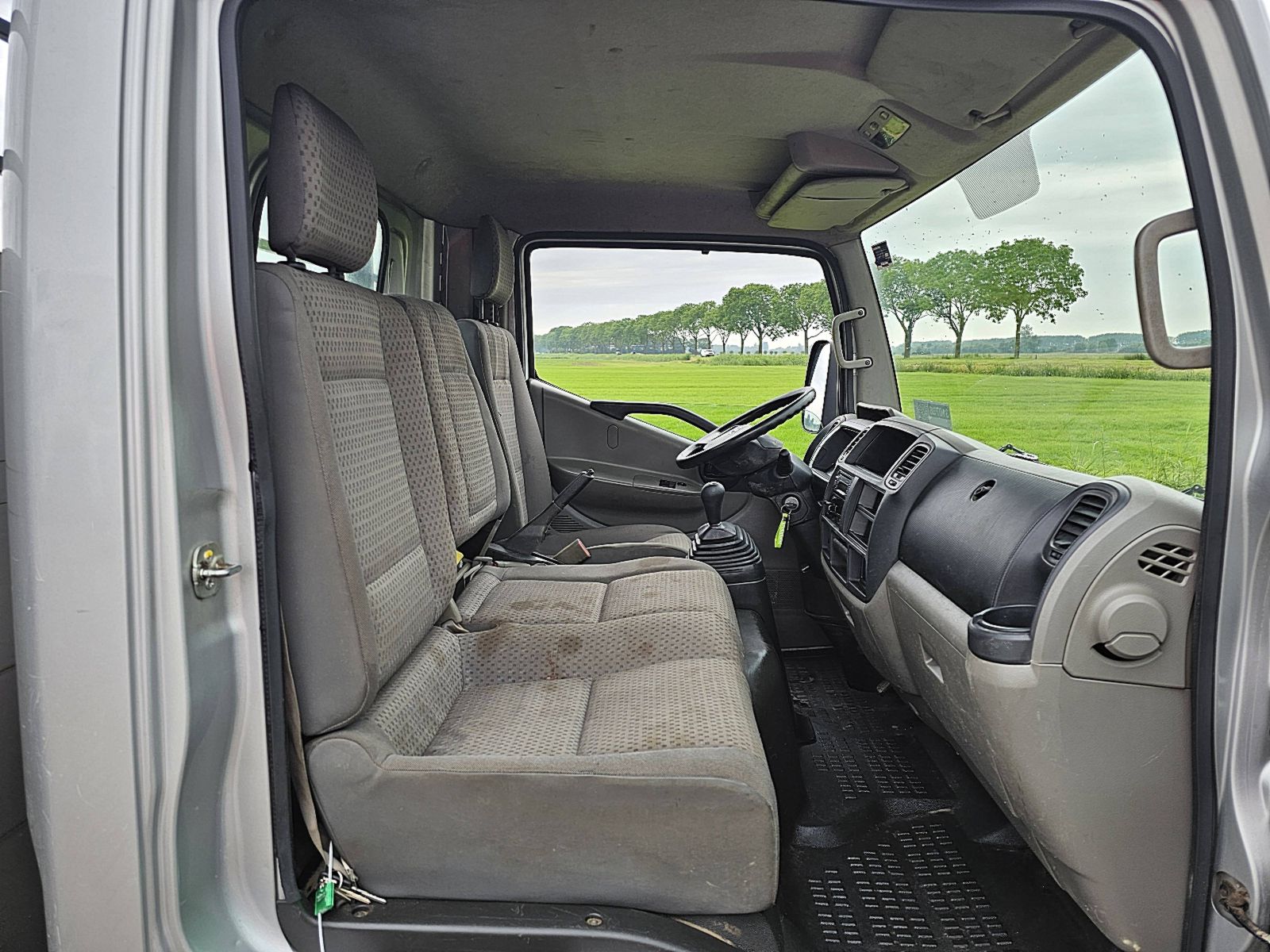 NISSAN CABSTAR 2.5 - Kleyn Vans