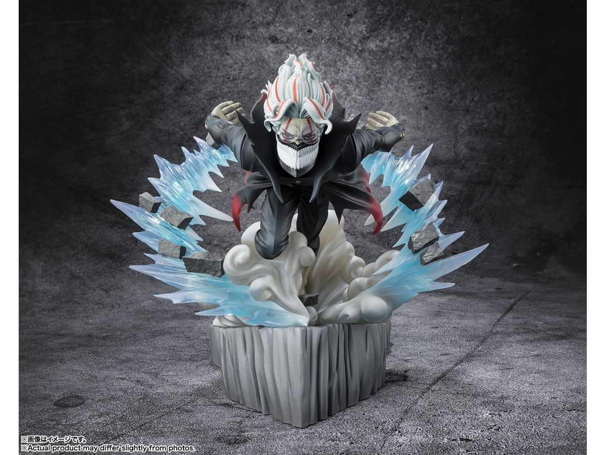 フィギュアーツZERO オカルン(変身) | HLJ.co.jp