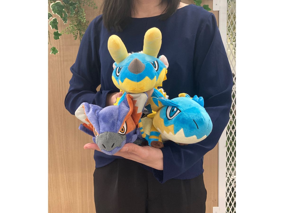 モンスターハンター デフォルメぬいぐるみ ナルガクルガ(復刻) | HLJ.co.jp