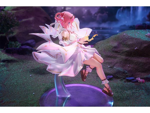 1/7 ユイ(儀装束) (プリンセスコネクト!Re:Dive) | HLJ.co.jp