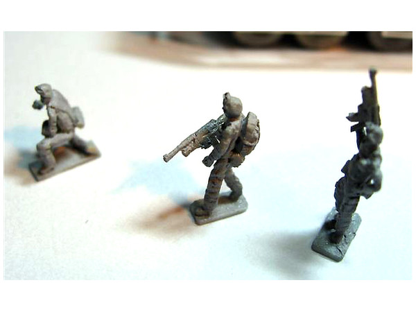 1/144 アメリカ海兵隊 3体セット | HLJ.co.jp