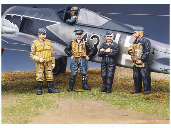 1/48 ルフトバッフェパイロット & クルー | HLJ.co.jp
