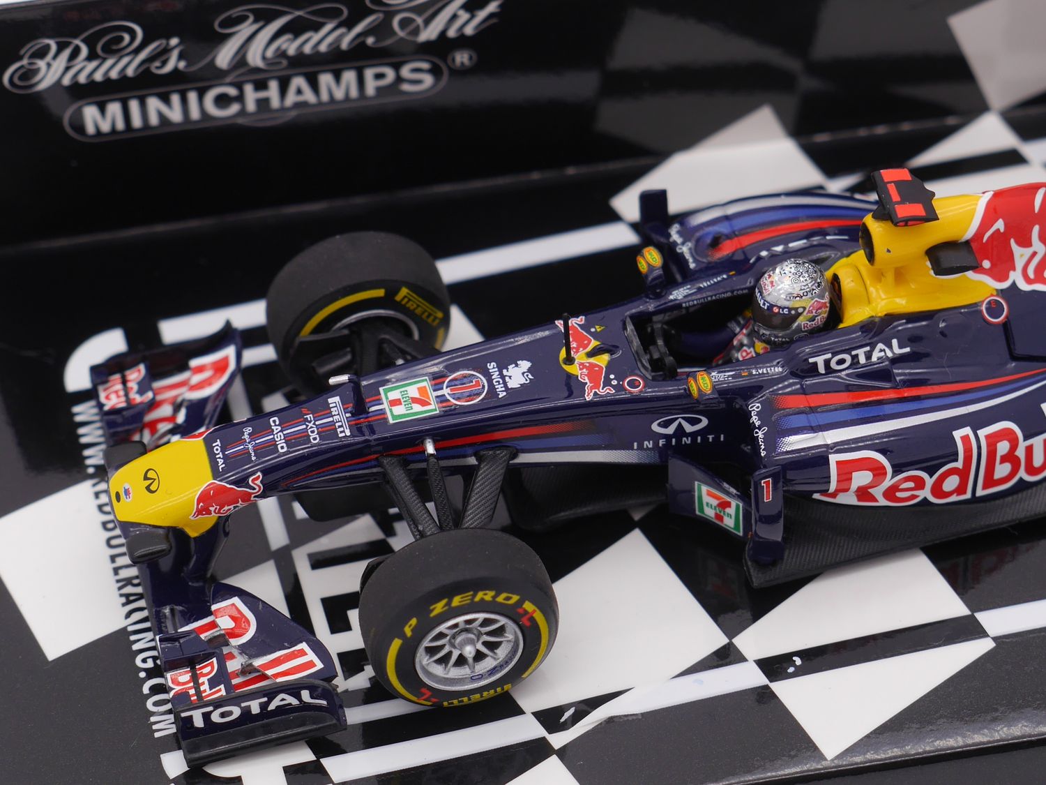 2011 Minichamps Red Bull RB7 S Vettel 1st Singapore GP -1/43 scale
