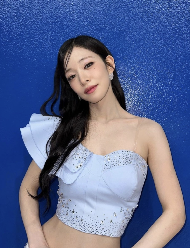 HYBE 傍観 ストップ」fromis_9 チェヨン ライブ放送途中 涙・・誹謗