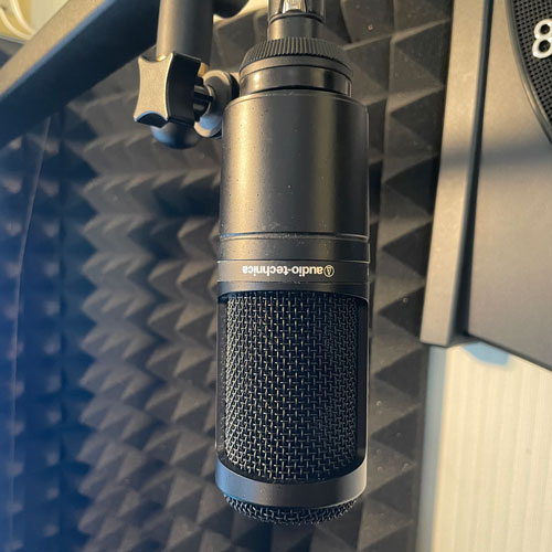 モダンでかっこいいマイクアーム、でも買うなら注意する必要がある