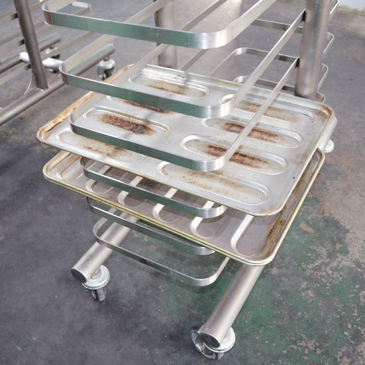 INDUSTRIAL VILLAGE / 【HACCP対応・製パンラック】トンボラック 標準