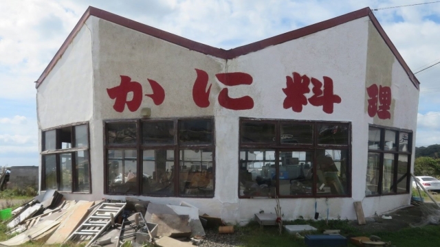 まさかこの店が現役営業していたなんて！500円のかに飯の店「かに太郎