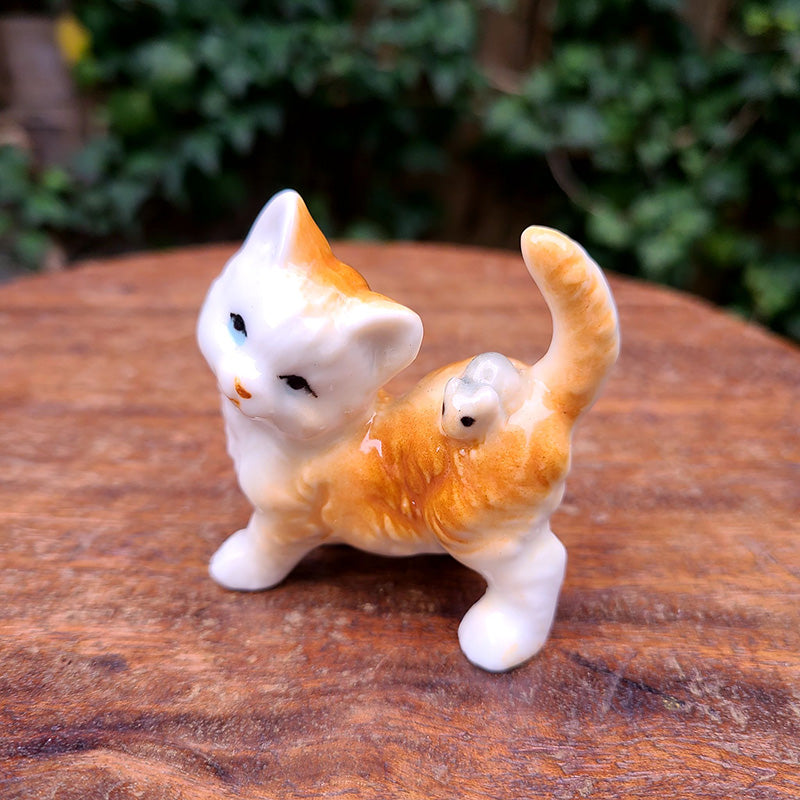 キャットフィギュリン ネズミ付 猫 陶器 置物 | アンティーク