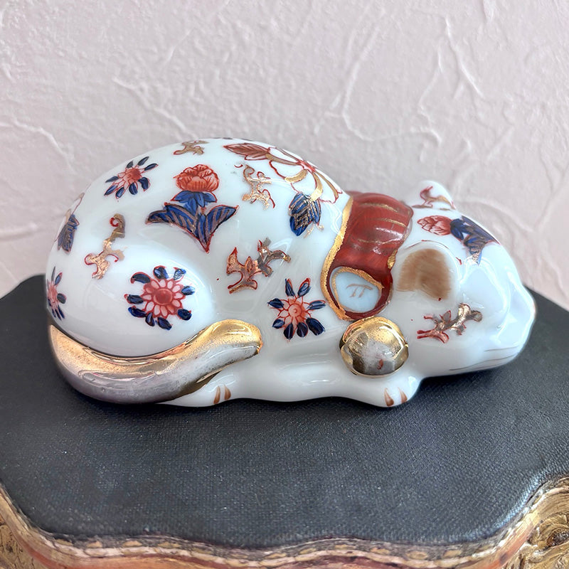 伊万里眠り猫 猫 陶器 置物 | アンティーク・ヴィンテージ雑貨の通販