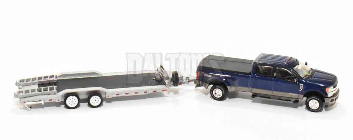1/64 2018 Ford F-350 King Ranch Dually Pickup Truck, Blue With