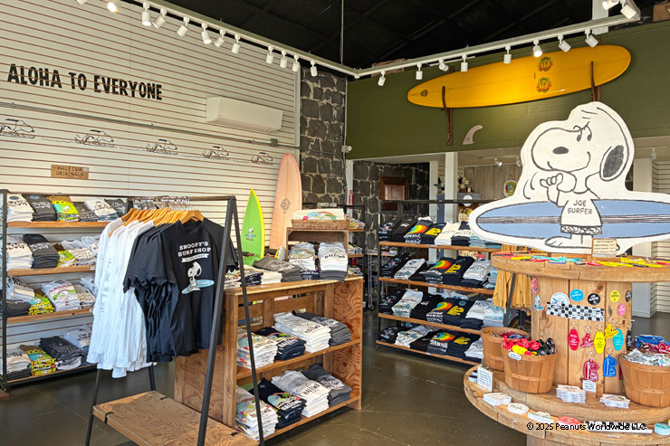 ハワイ限定アイテムも！スヌーピーズ・サーフ・ショップ | アロハ