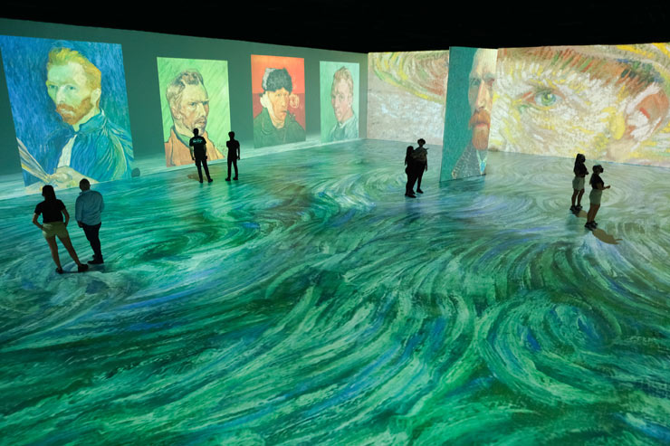 ゴッホの世界に入り込む！没入型展示会を開催 | アロハストリート-ハワイ