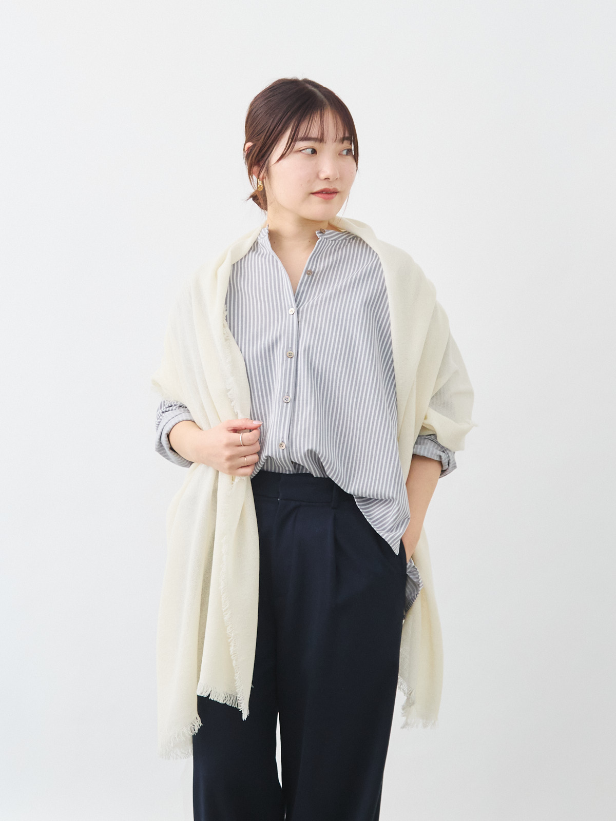 カシミヤシルクエアリーストール/エクリュ | Factelier (ファクトリエ)