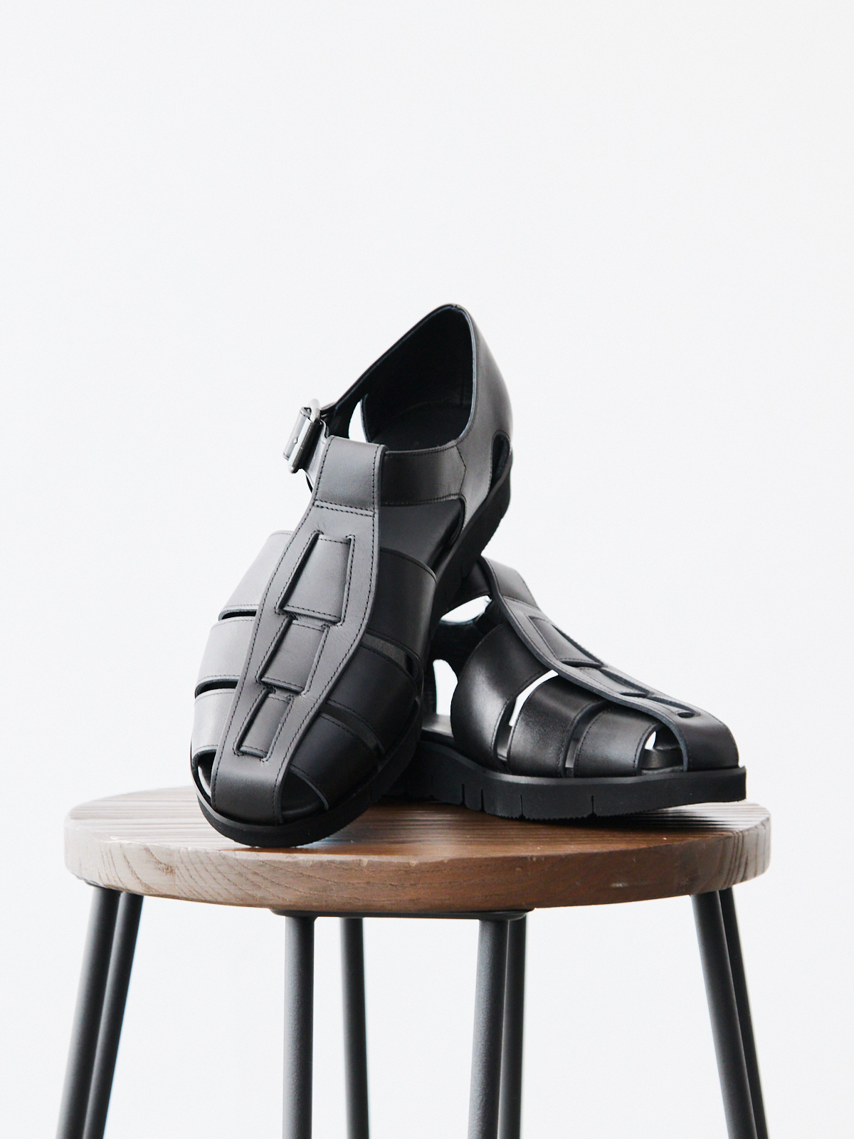 新商品】ついにファクトリエ初のグルカサンダル登場! | Factelier