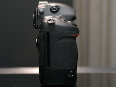 ニコン、「D3」と「D300」発表会を開催