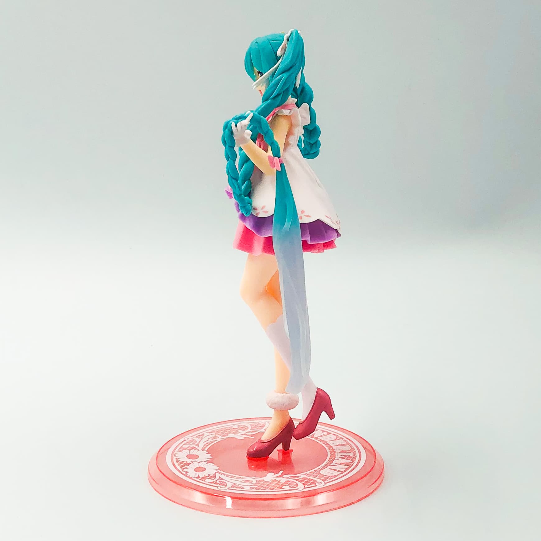 11月下旬！初音ミクがツインテールのラプンツェルフィギュアに