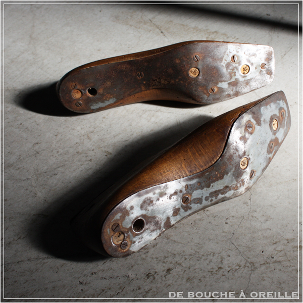 オールドバカラ アンティーク DE BOUCHE A OREILLE / embauchoirs en