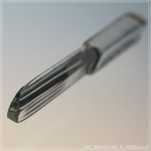 オールドバカラ アンティーク DE BOUCHE A OREILLE / Baccarat