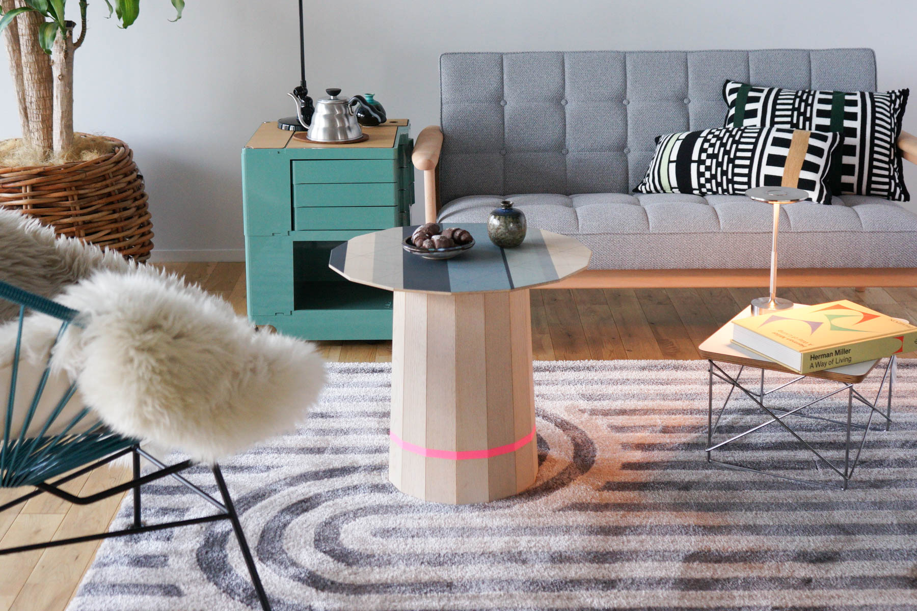 カリモクニュースタンダード カラーウッド カラーグリッド（Karimoku